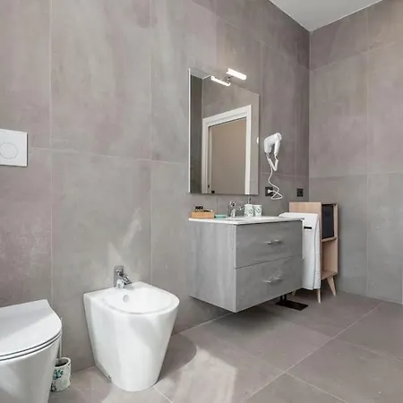 Apartment 16 *